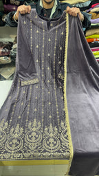 LAVENDER VAVET ZARI WORK PLAZO SUIT