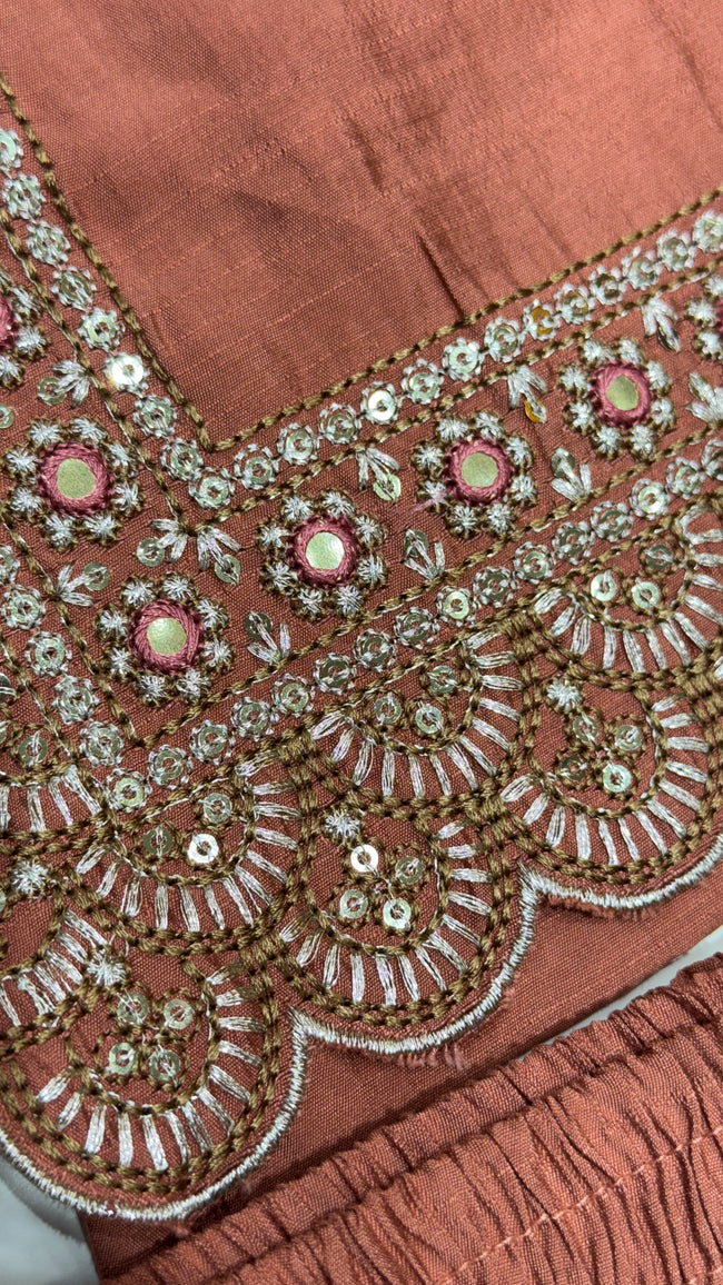 Dusty Pink Pineapple Neck Roman Silk suit Main Image