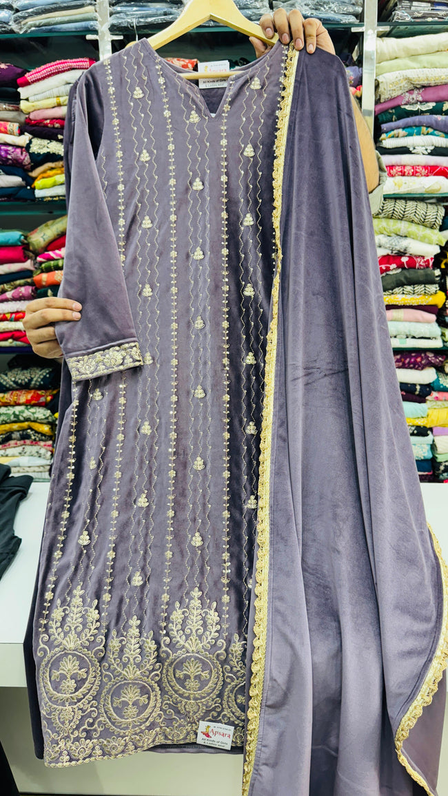 LAVENDER VAVET ZARI WORK PLAZO SUIT Hover Image