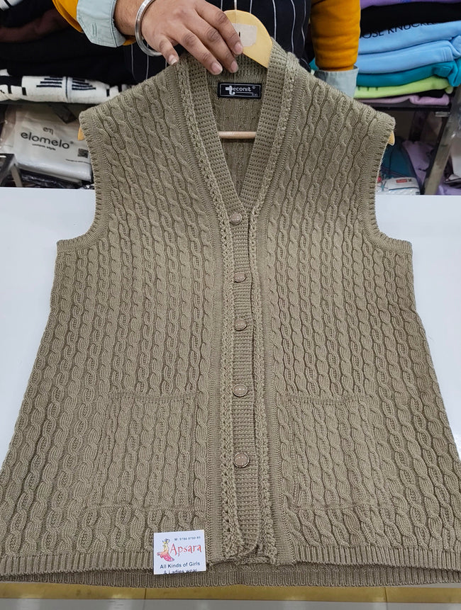 Self design Sleevless Knitted Cardigan Hover Image