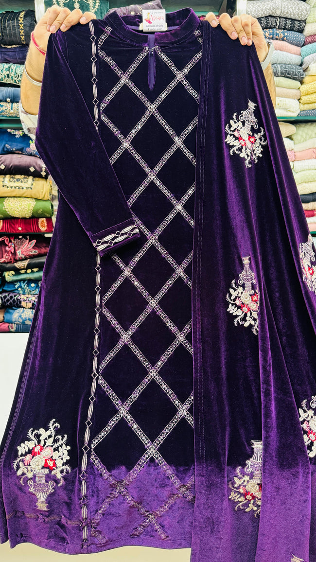 Valvet Suit with Zari and Thread Work Hover Image