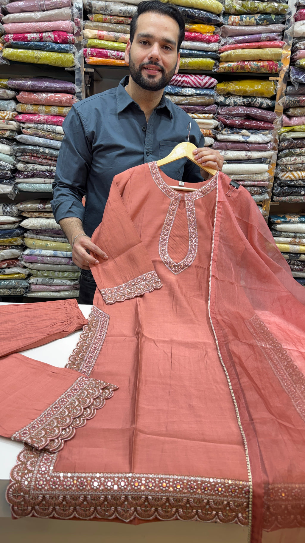 Dusty Pink Pineapple Neck Roman Silk suit